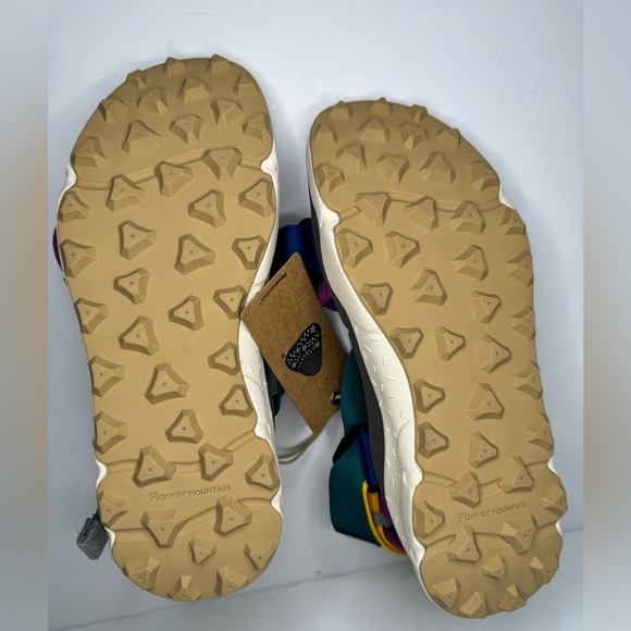 Flower Mountain • NAZCA Womens Sandals, Size 8 Multi color NEW - Picture 6 of 16